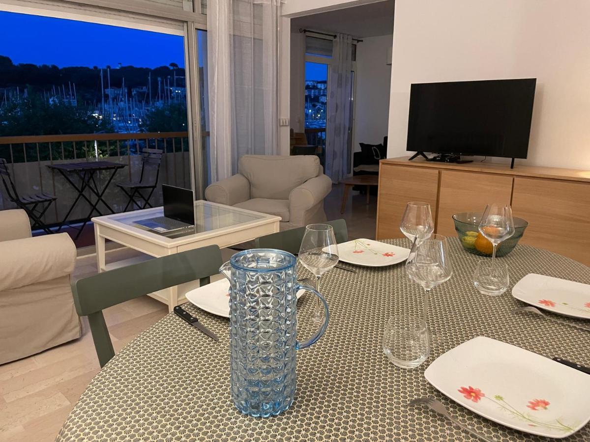 Appartement Les Pieds Dans L'Eau Saint-Mandrier-sur-Mer Exterior photo